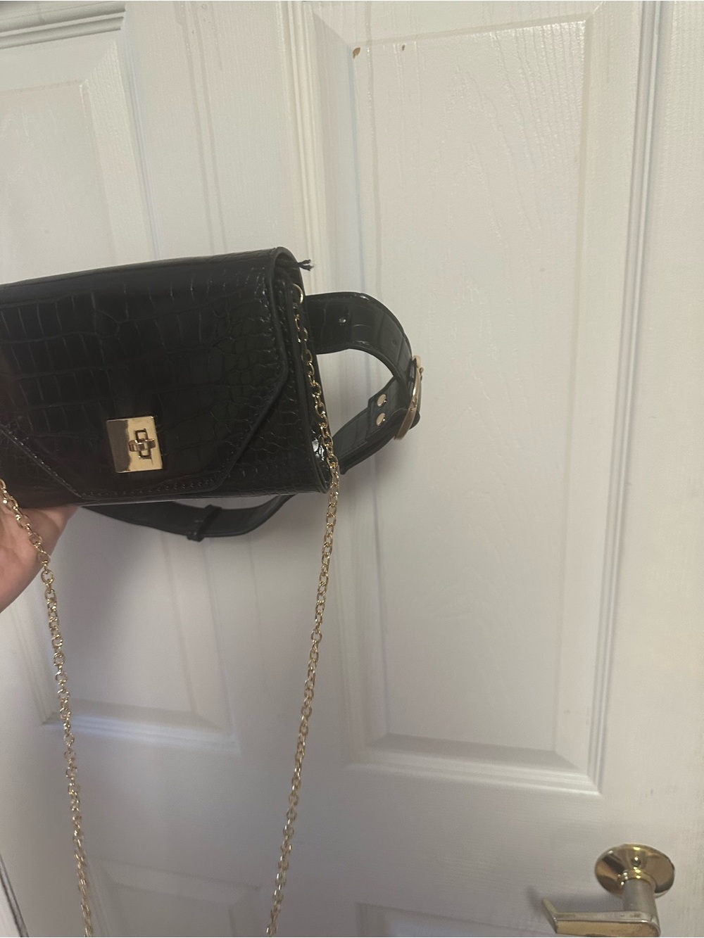 Amazon Black Croc-Embossed Chain Crossbody Belt Bag with Gold Hardware